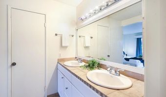 7700 Parkway Dr 2, La Mesa, CA 91942
