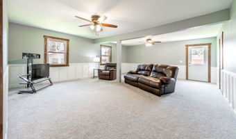 1207 Alden St, Alden, IA 50006