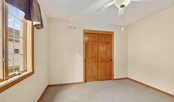 4733 WESTBROOK Ct, Appleton, WI 54913