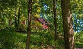 208 Wood Creek Rd, Bethlehem, CT 06751