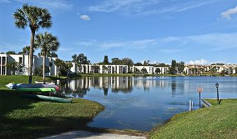 536 ORANGE Dr 16, Altamonte Springs, FL 32701