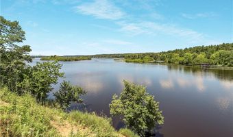 6720 S Shore Dr, Altoona, WI 54720