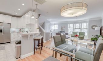5112 KNAPP Pl, Alexandria, VA 22304