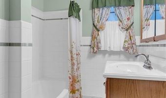 1657 Elizabeth Dr, Arnold, MO 63010