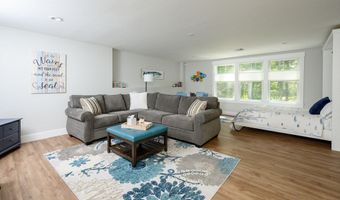 14 Valley Brook Rd, Barnstable, MA 02632