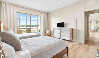 82 Ellery Rd, Newport, RI 02840