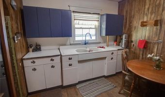 2612 Yager Ave, Alton, IL 62002