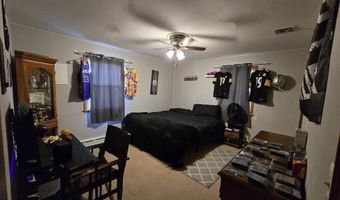 936 W Vine St, Albany, IN 47320