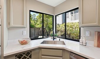29 Captains Dr, Alameda, CA 94502