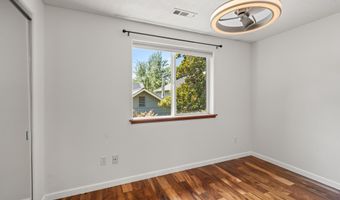 276 Palm Ave, Ashland, OR 97520