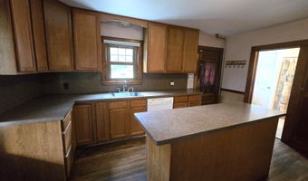 2 Strickland Rd, Columbia, CT 06237