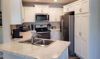 872 Yorkshire Dr, Alexandria, KY 41001