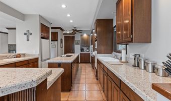 40 LaVanda Ln, Hot Springs Village, AR 71909