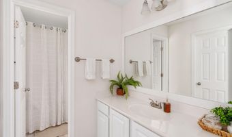 104 ST CHARLES Ct, Aylett, VA 23009