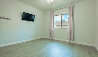 18 N HAMILTON St, Chandler, AZ 85225