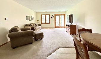 409 SE Delaware Ave 211, Ankeny, IA 50021