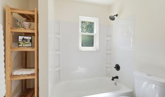 1594 Huntcrest Dr, Anderson Twp., OH 45255