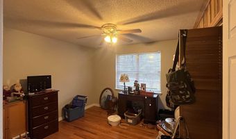 1035 Portwood Dr, Albertville, AL 35951