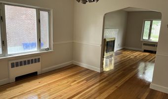 744 Boylston St 1, Boston, MA 02467