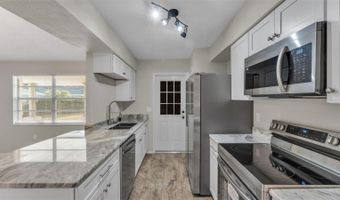 890 N OAKWOOD Loop, Bartow, FL 33830