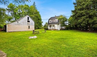 544 Main St, Acushnet, MA 02743