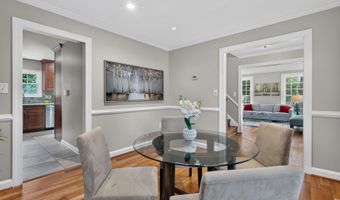 4714 8TH St S, Arlington, VA 22204
