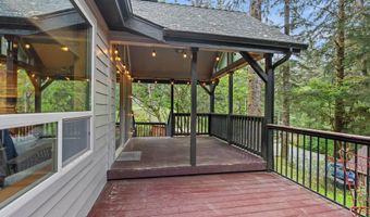19921 WHALESHEAD Rd C1, Brookings, OR 97415