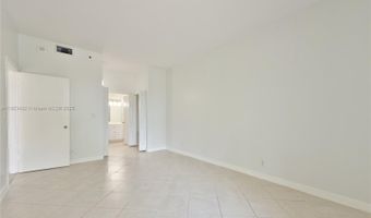 3300 NE 192nd St 118, Aventura, FL 33180