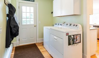 379 Bay View Dr, Bar Harbor, ME 04609