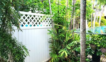 327 Hualani St B, Kailua, HI 96734