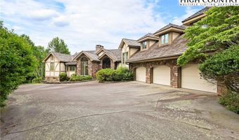 1158 Equestrian Dr, Banner Elk, NC 28604