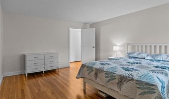 401 Bellevue Ave 214, Newport, RI 02840
