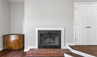 1131 Claytonbrook Ct, Ballwin, MO 63011