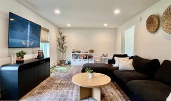 107 Grandview Dr, Berlin, NH 03570