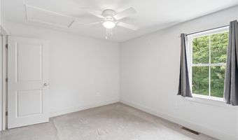 12 Park Ave 13, Narragansett, RI 02882
