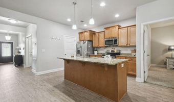 5361 Overland Dr, Biloxi, MS 39532