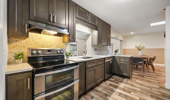 407 HERMITAGE Dr, Altamonte Springs, FL 32701