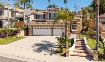 7520 E Toyon Ln, Anaheim, CA 92808