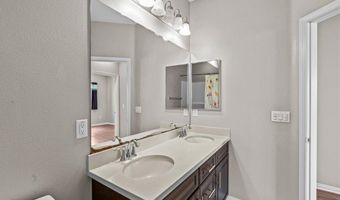 915 S Belterra Way, Anaheim, CA 92804