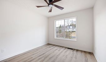 1029 Regency Dr, Acworth, GA 30102