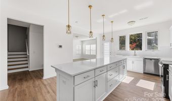 723 Yorkshire Dr, Albemarle, NC 28001