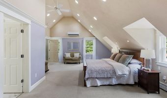 33 Highland Ave, Ayer, MA 01432