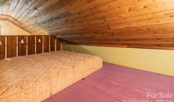 329 N Fork Rd, Barnardsville, NC 28709