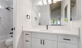 1482 Honokahua St, Honolulu, HI 96825