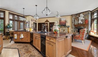 17 Pojac Point Rd, North Kingstown, RI 02852