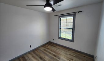 9 Holly Dr, Bentonville, AR 72712