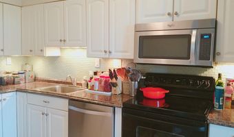 5500 HOLMES RUN Pkwy 1404, Alexandria, VA 22304