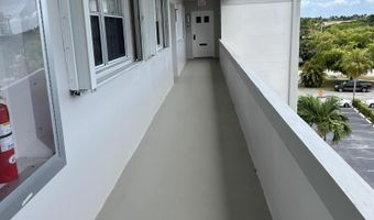 250 John F Kennedy Dr Ph7, Atlantis, FL 33462