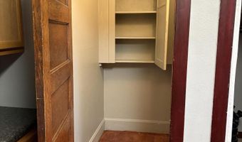 14 NW 4th Ave, Aberdeen, SD 57401