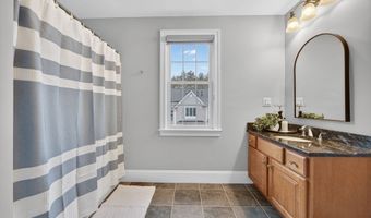 3 Caileigh Ct 3, Andover, MA 01810